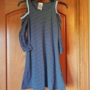 Girl's cold shoulder dress